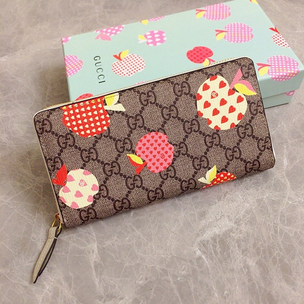 グッチ財布 レプリカ正面デザイン